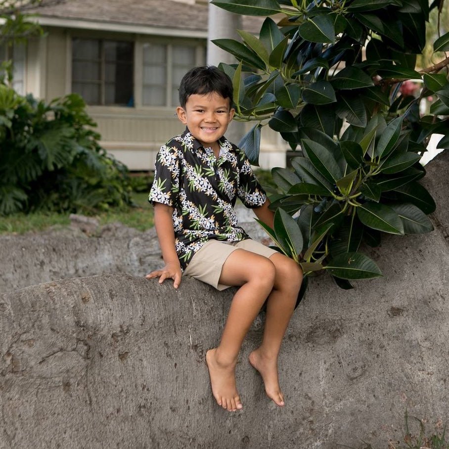 Lei Hiwa Black Collared Shirt - Sweet Sweet Honey Hawaii
