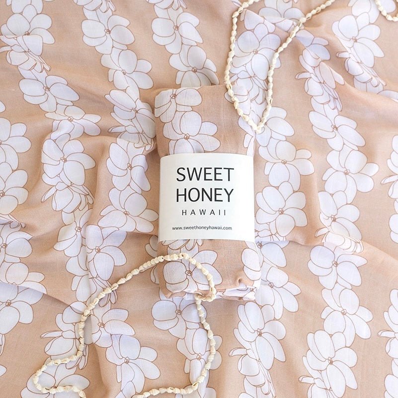 Sandy Gardenia Bamboo Swaddle Blanket - Sweet Sweet Honey Hawaii